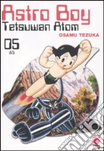 Astro Boy. Tetsuwan Atom (5) libro di Tezuka Osamu